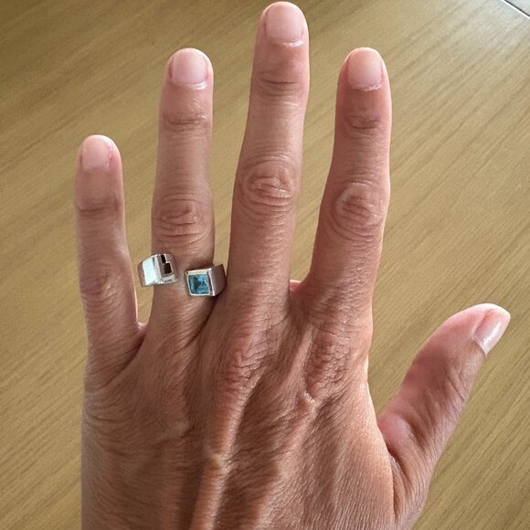 Gucci Twist Ring Blue Topaz and Silver 925 - Picture 3 of 5